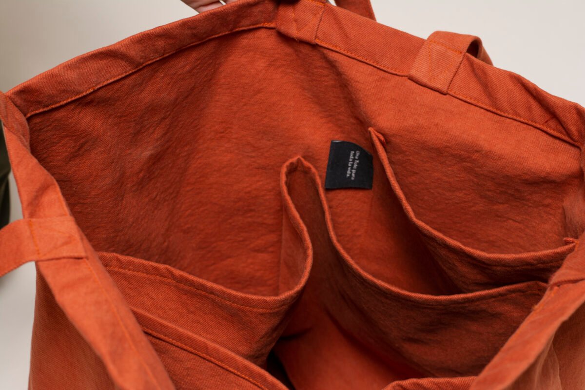 Tote Bag Grande Cuadrada: Ladrillo - Imagen 5